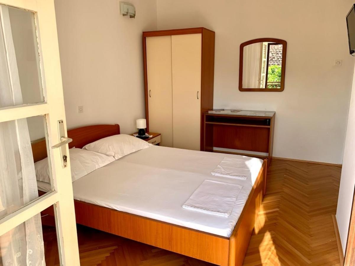 Obradovic Rooms & Apartments Makarska Eksteriør bilde
