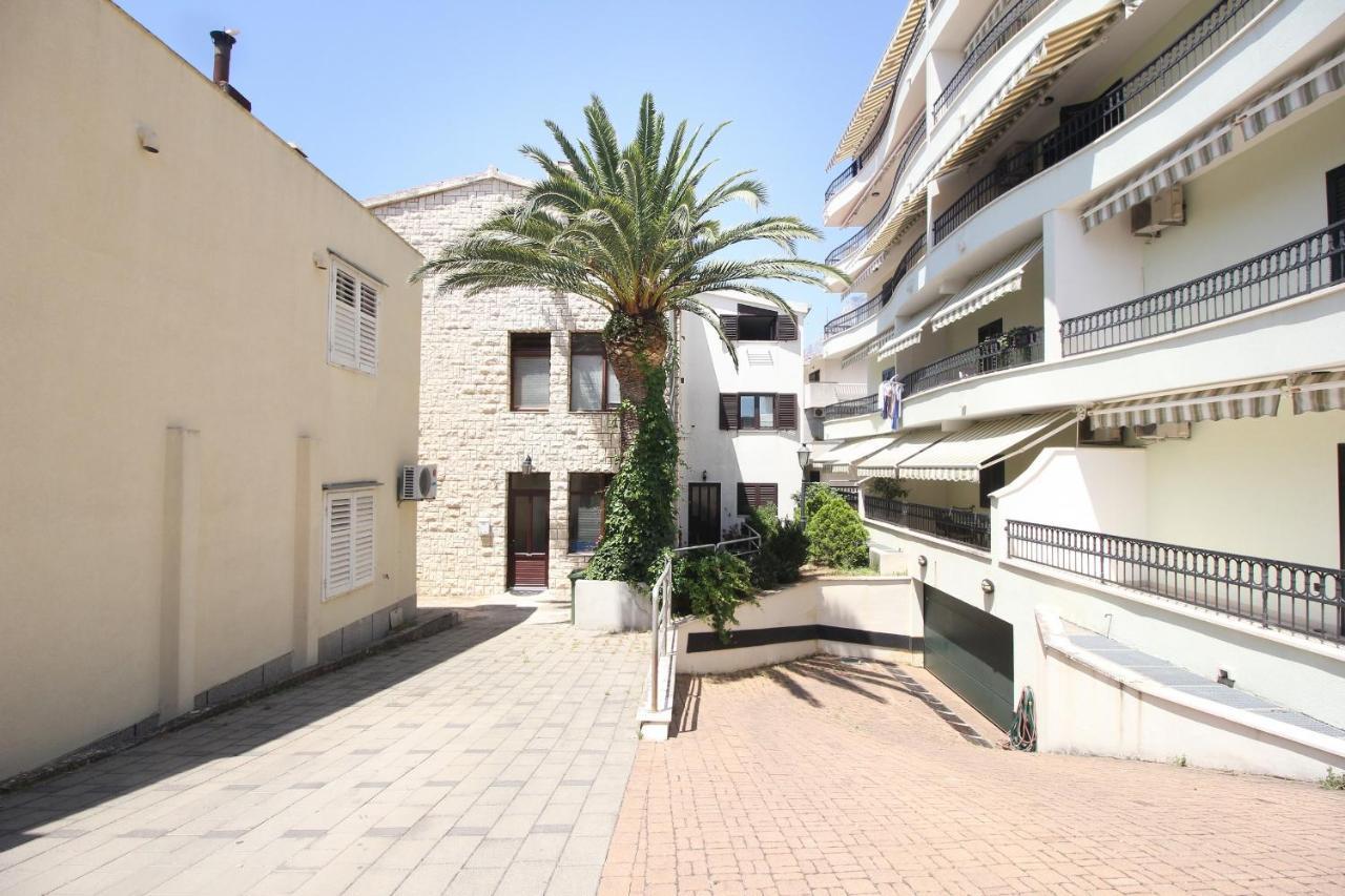 Obradovic Rooms & Apartments Makarska Eksteriør bilde
