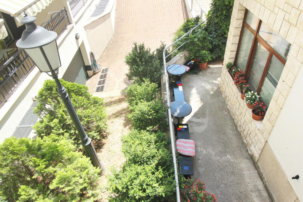 Obradovic Rooms & Apartments Makarska Eksteriør bilde